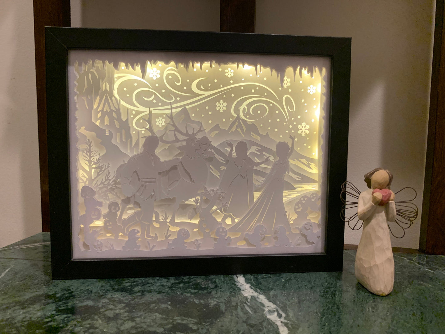 Frozen Shadow Box: Elsa, Anna, Olaf, LED Night Light