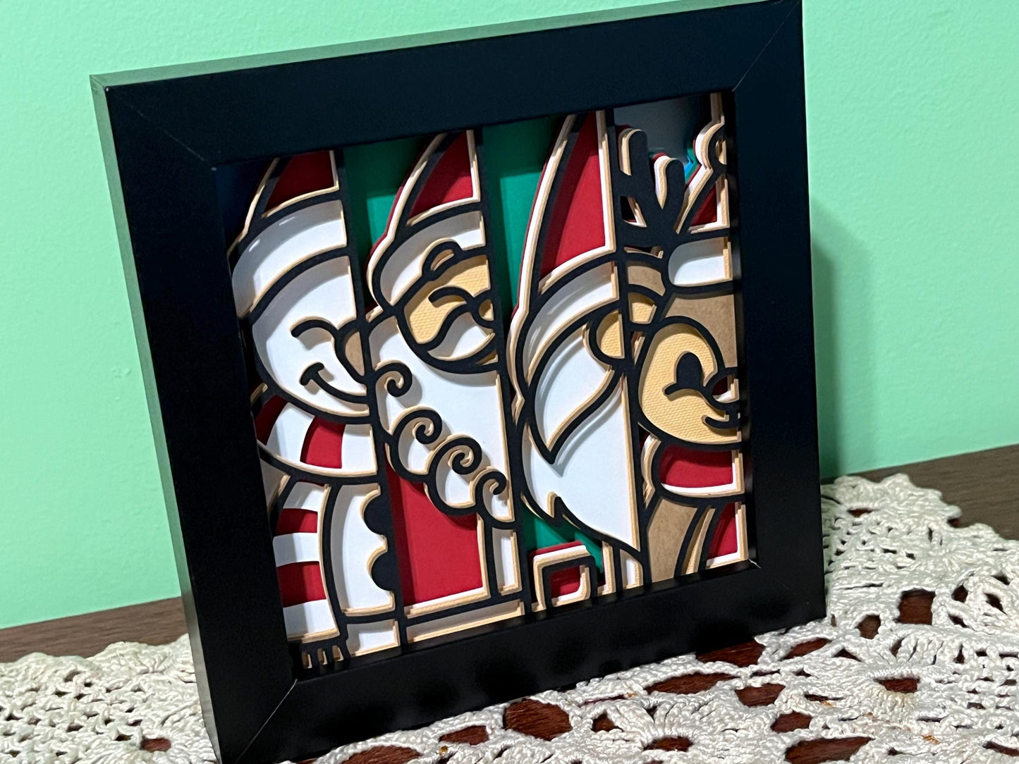 Christmas Shadow Box LED Lamp: Santa, Gnome, Rudolf, Frosty Collage