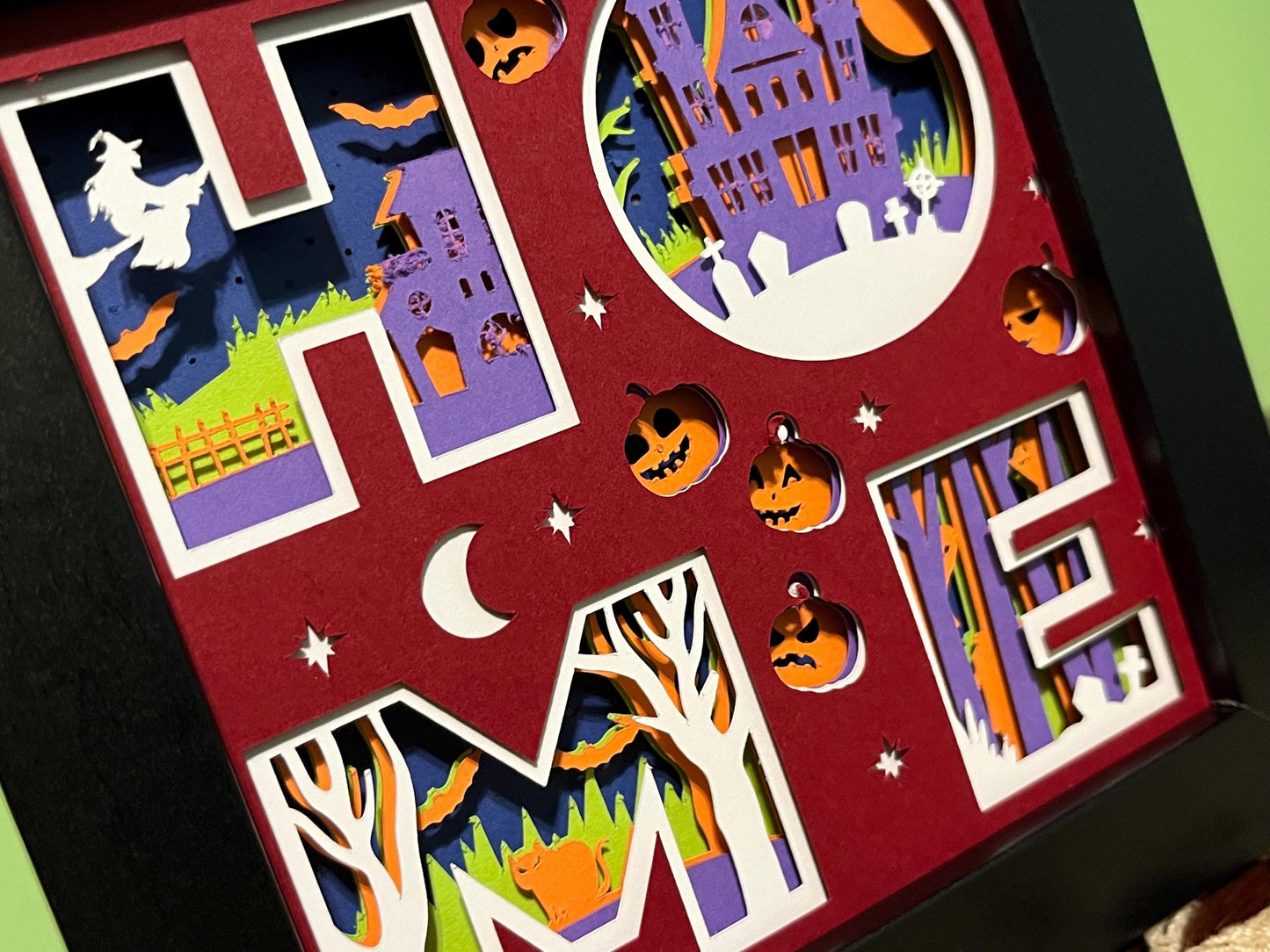 Halloween Shadow Box: HOME LED Lamp, Haunted House Decor